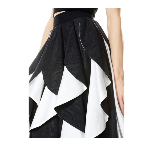 New! Rare ALICE+OLIVIA Nadie Spiral Ball Gown Ruffle Maxi Skirt - Picture 7 of 13